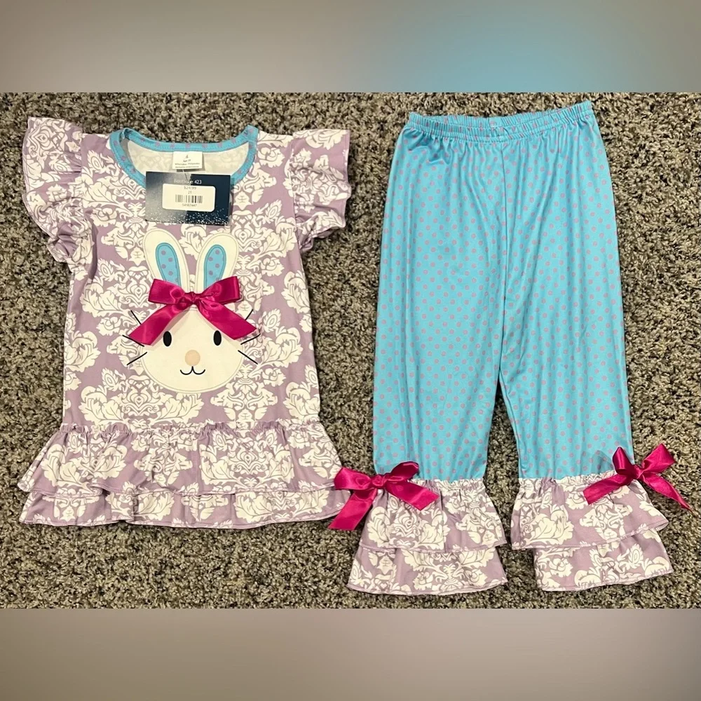 NEW  Bunny Ruffle Short Sleeve Top & Pants Matching Set, Bows, Easter, Size 2T